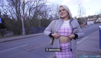 indian damsel in saari porn